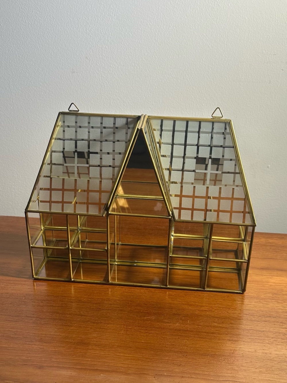 VINTAGE | BRASS, GLASS, MIRRORED CURIO / TRINKET / JEWELRY CABINET / WALL SHELF